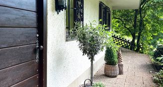 von_poll_real_estate_property_25067015_image_1