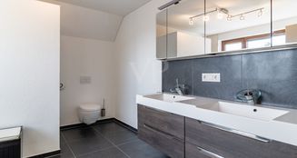 von_poll_real_estate_property_25067013_image_6