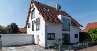 von_poll_real_estate_property_25067013_image_0