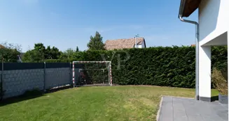 von_poll_real_estate_property_25067013_image_2