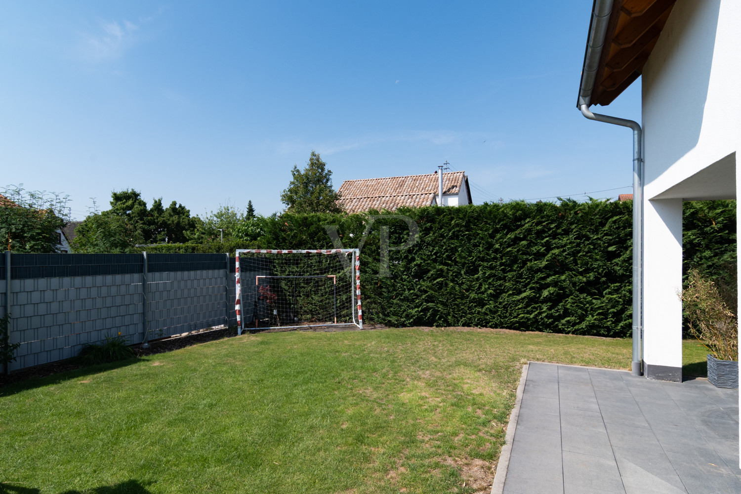 Garten mit Terrasse