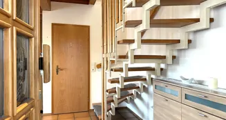 von_poll_real_estate_property_25067042_image_1