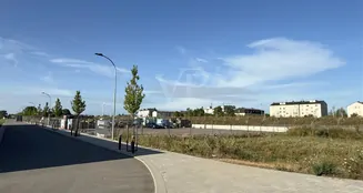 von_poll_real_estate_property_25067017_image_2