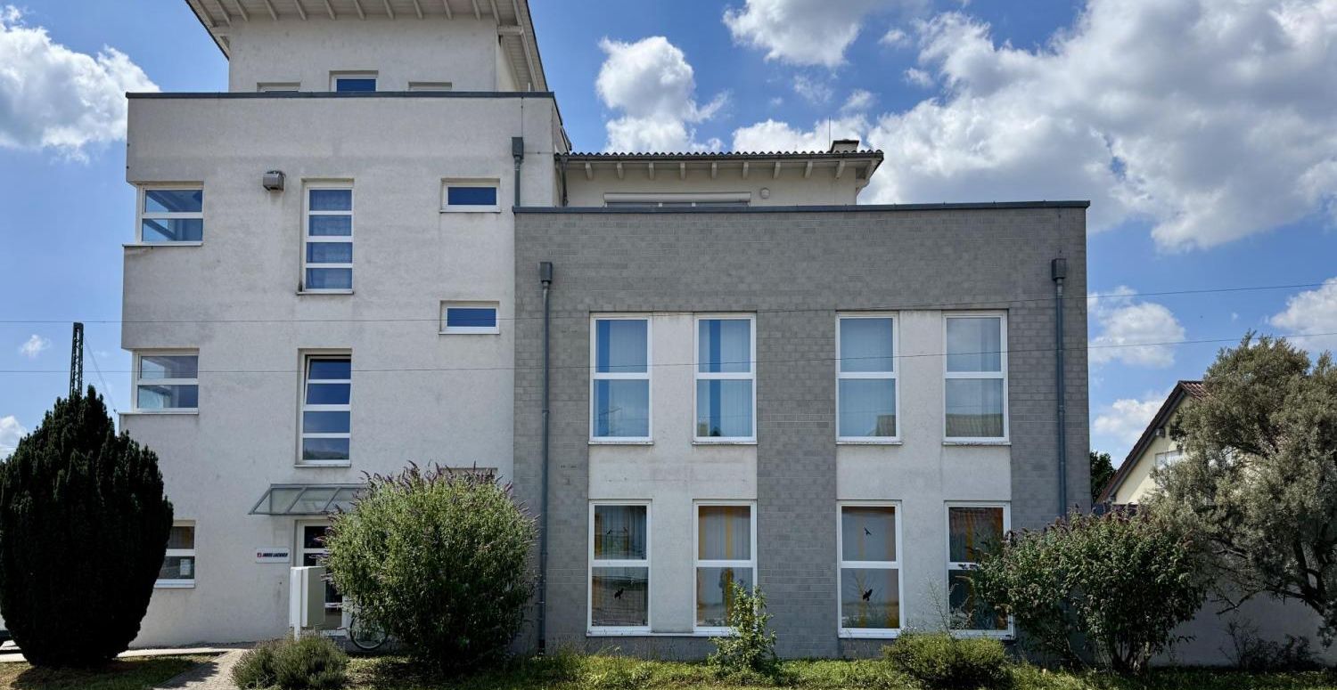Straßenansicht