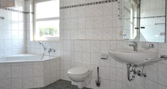 von_poll_real_estate_property_25067019_image_6