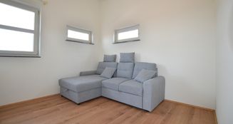 von_poll_real_estate_property_25067019_image_9