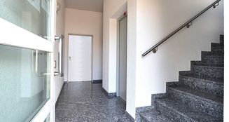 von_poll_real_estate_property_25067019_image_3