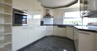 von_poll_real_estate_property_25067019_image_4