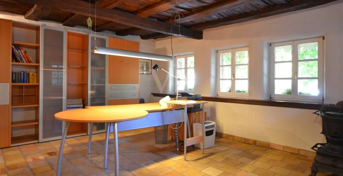 Zimmer I im EG - zuletzt als Büro genutzt