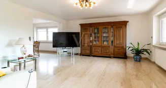 von_poll_real_estate_property_25067023_image_2