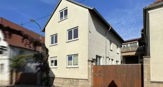 von_poll_real_estate_property_25067035_image_0