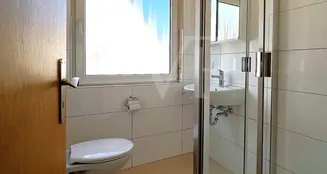 von_poll_real_estate_property_25067033_image_8