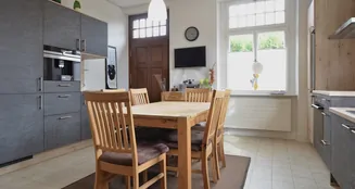 von_poll_real_estate_property_25067012_image_5