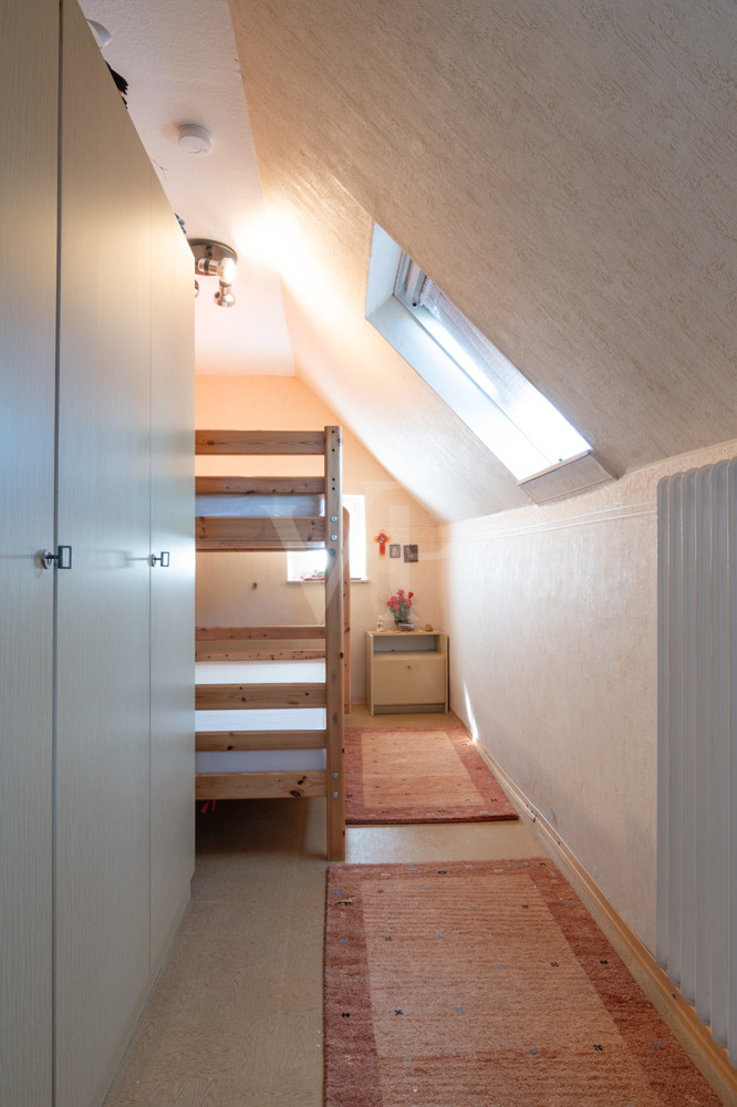 kleines Zimmer im DG