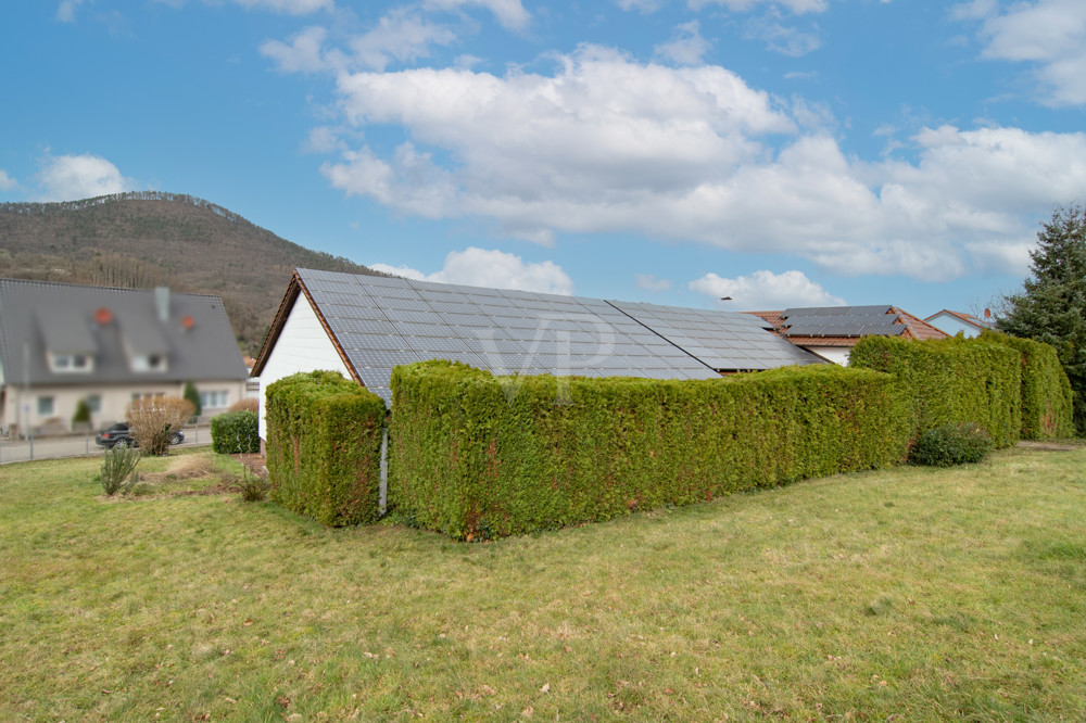 Photovoltaikanlage auf beiden Dächern