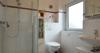 von_poll_real_estate_property_25067026_image_6