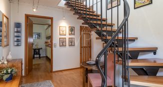 von_poll_real_estate_property_25067004_image_1