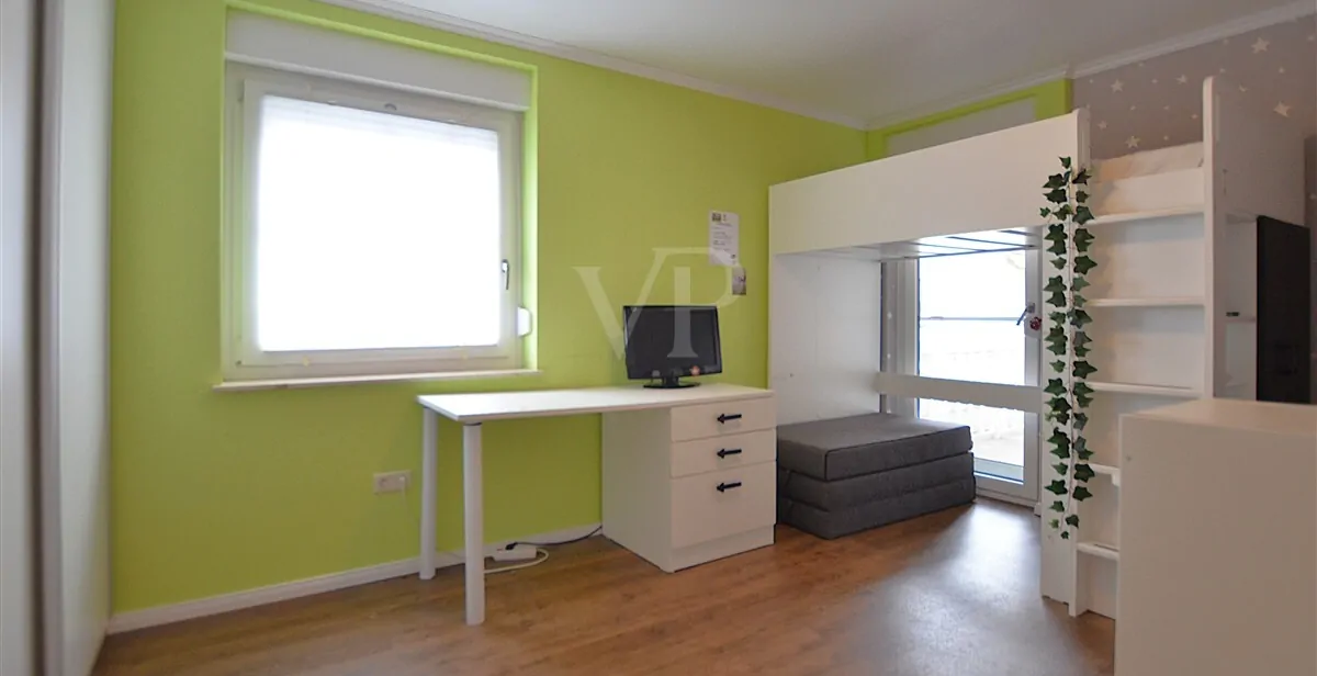 Vorderes Haus: Zimmer II