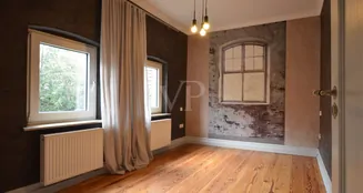 von_poll_real_estate_property_25067027_image_4