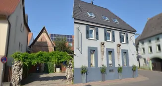 von_poll_real_estate_property_25067027_image_0