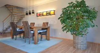 von_poll_real_estate_property_25067025_image_5