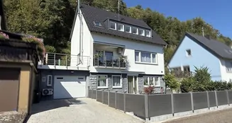 von_poll_real_estate_property_25067032_image_0