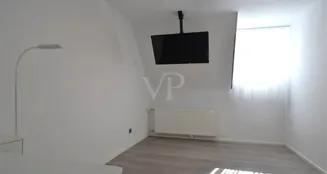 von_poll_real_estate_property_25067032_image_8