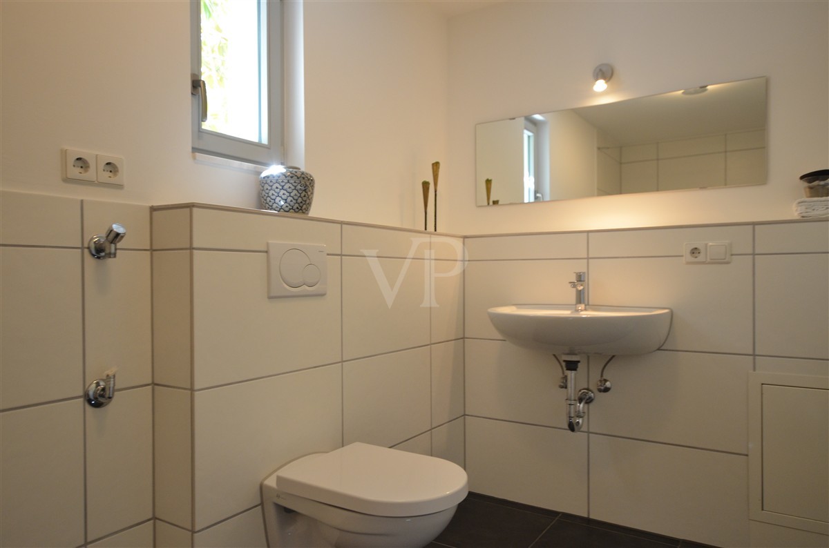 Badezimmer im Erdgeschoss