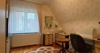 von_poll_real_estate_property_26067001_image_13