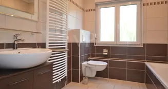 von_poll_real_estate_property_25067021_image_6