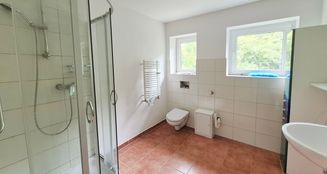 von_poll_real_estate_property_25231012_image_10