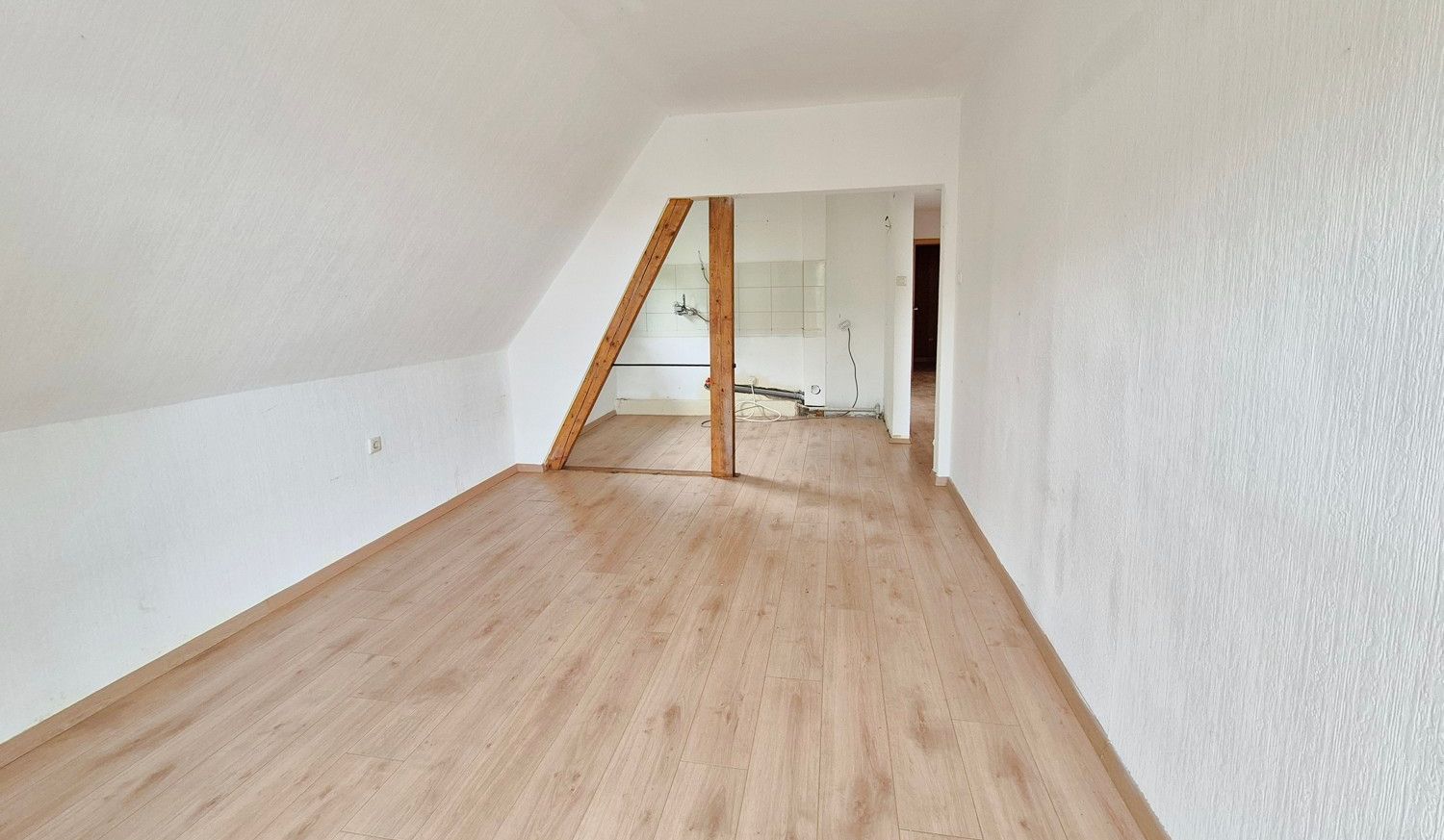 Esszimmer mit Küchenbereich OG
