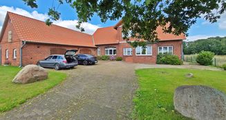 von_poll_real_estate_property_25231011_image_2