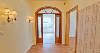 von_poll_real_estate_property_25231013_image_5