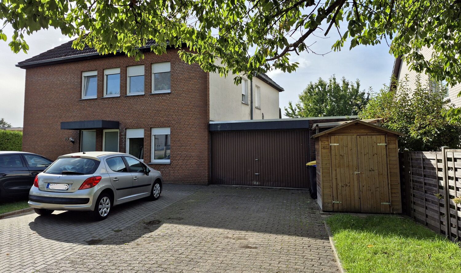 Haus 2 Straßenansicht