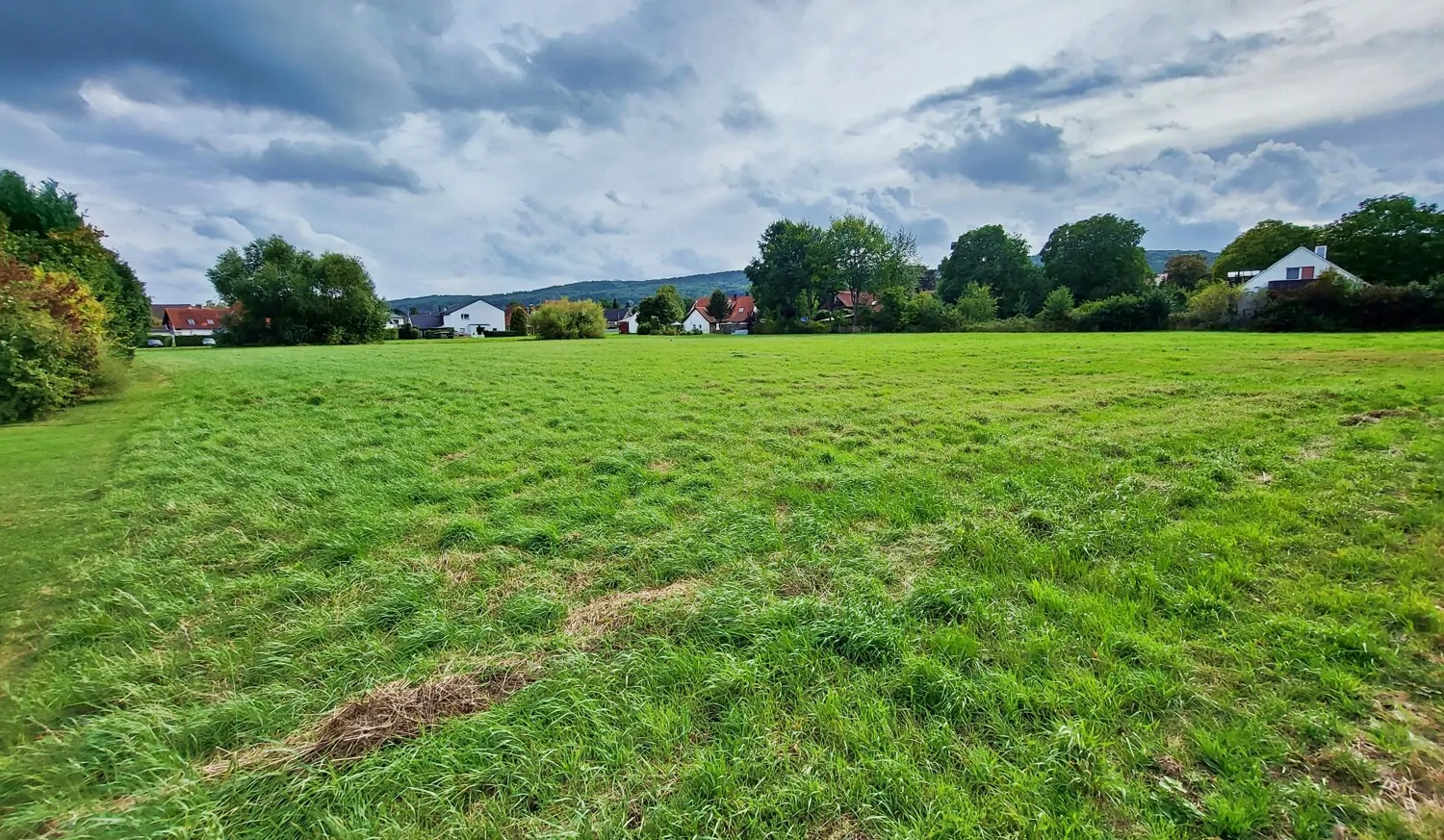 Für Investoren und Projektentwickler: Bauland plus Bestandsimmobilie