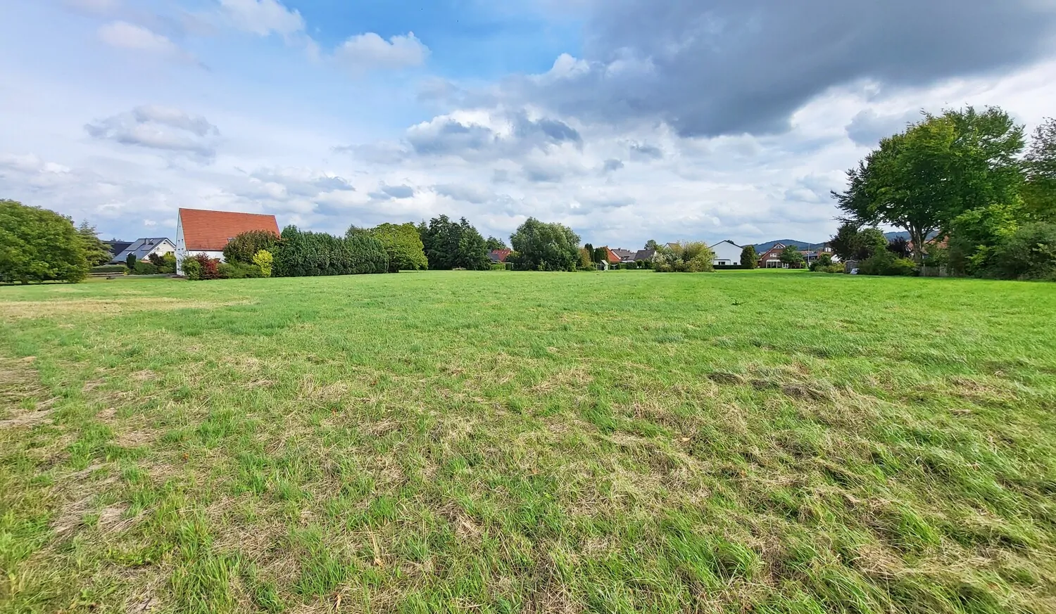 Für Investoren und Projektentwickler: Bauland plus Bestandsimmobilie