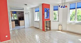von_poll_real_estate_property_25231016_image_0