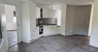 von_poll_real_estate_property_25231023_image_0