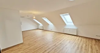 von_poll_real_estate_property_26231006_image_0