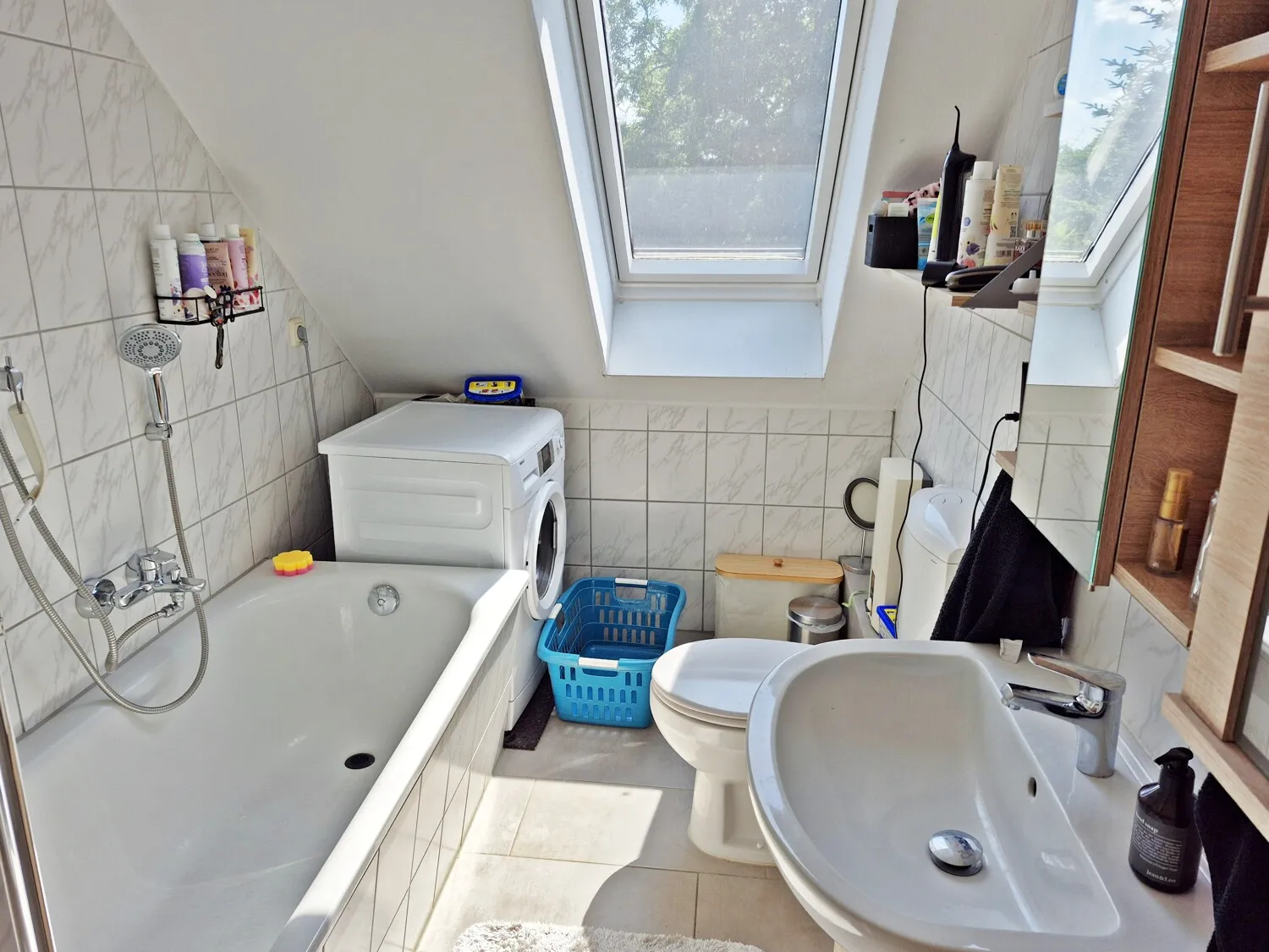 Badezimmer DG