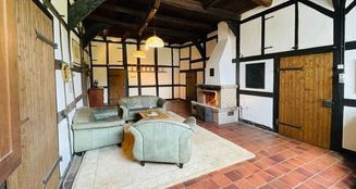 von_poll_real_estate_property_24231019_image_26