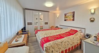 von_poll_real_estate_property_25231015_image_16