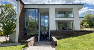 von_poll_real_estate_property_25231007_image_2