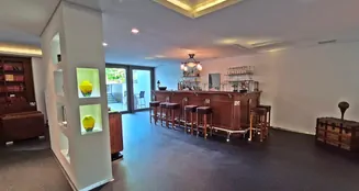 von_poll_real_estate_property_25231007_image_18