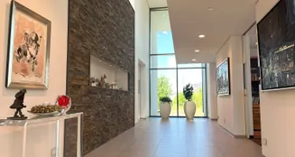 von_poll_real_estate_property_25231007_image_6