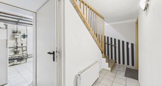 von_poll_real_estate_property_25096054_image_20