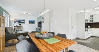 von_poll_real_estate_property_25096054_image_8