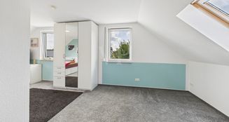 von_poll_real_estate_property_25096054_image_15