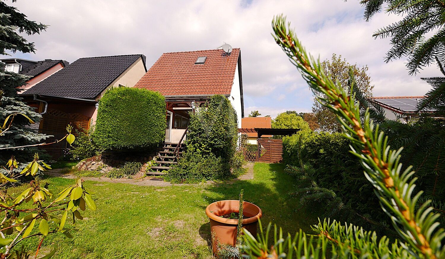 Rückansicht Garten